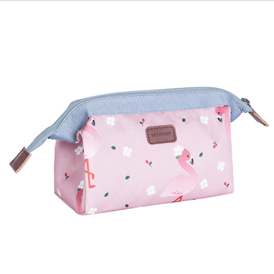 Modna wisząca kosmetyczka z zamkiem kosmetycznym Lady Cute Portable