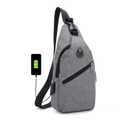 Uniwersalna torba na ramię Crossbody z portem ładowania USB Wodoodporna tkanina Oxford