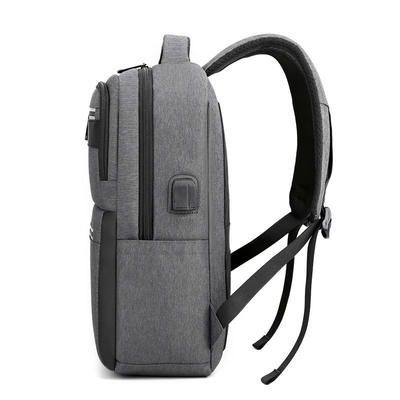 15,6-calowy biznesowy plecak na laptopa Wodoodporny plecak podróżny z USB 28 * 16 * 42 cm